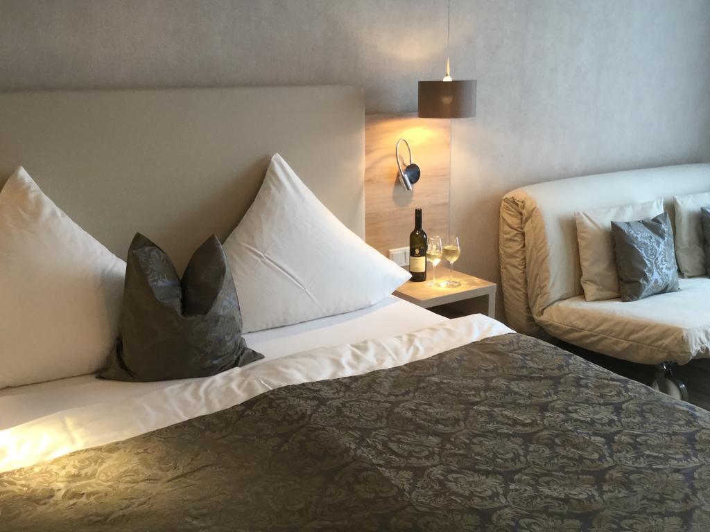Weingut Bastian Hotell Brauneberg Exteriör bild